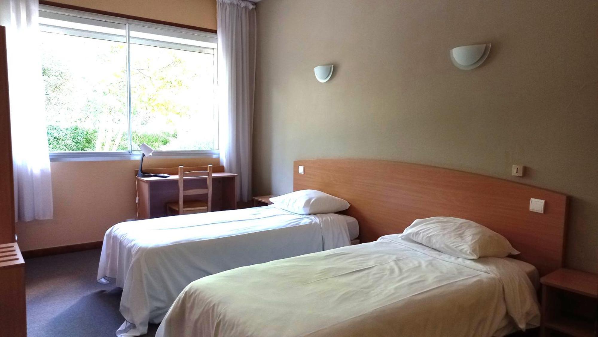 Hotel Sous L'Olivier ビュイ・レ・バロニ 部屋 写真